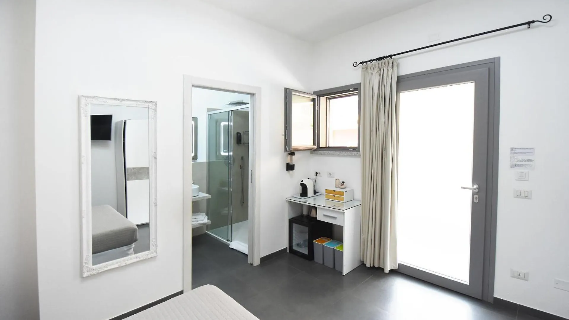 Elis B&B Villasimius 0*,  Italy